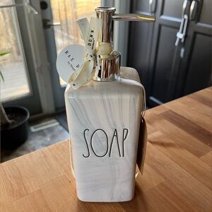 ❤️‍🔥Rae Dunn Soap Pump